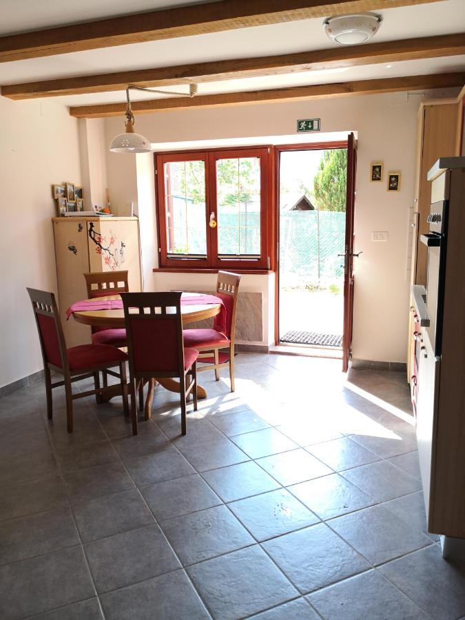 Red Apple Appartement Bovec Buitenkant foto